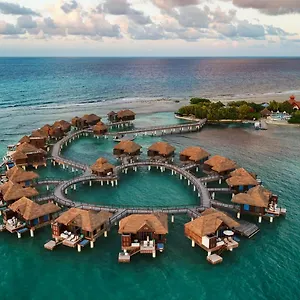 Station touristique Sandals Royal Caribbean & Private Island - Couples Only
